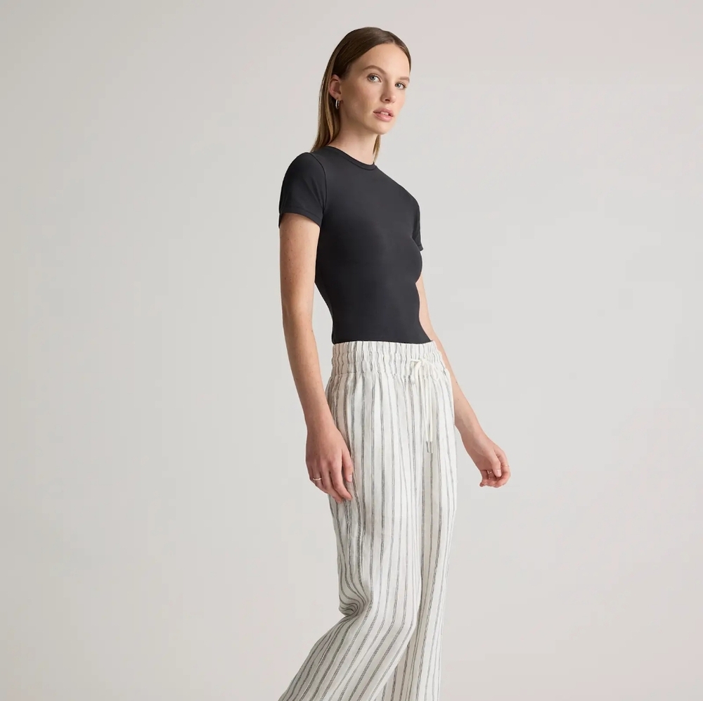 Quince Organic Cotton Jersey Tee Fitted Basic Capsule Minimalist - Picture 3 of 11